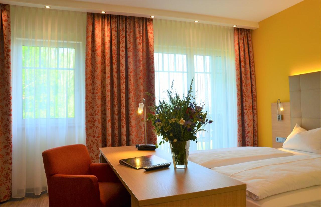 Hotel Bergwirt Herrieden Kültér fotó