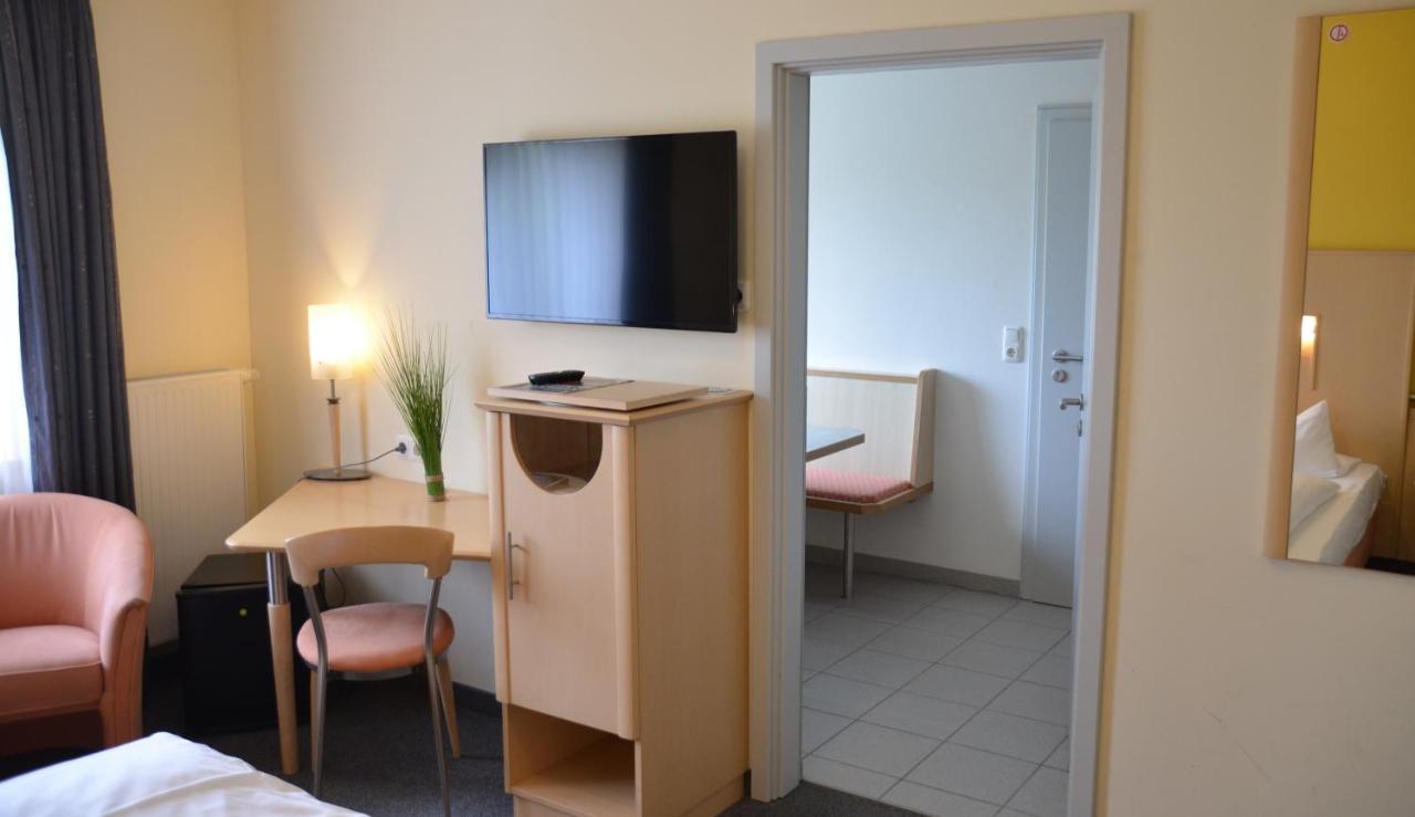 Hotel Bergwirt Herrieden Kültér fotó